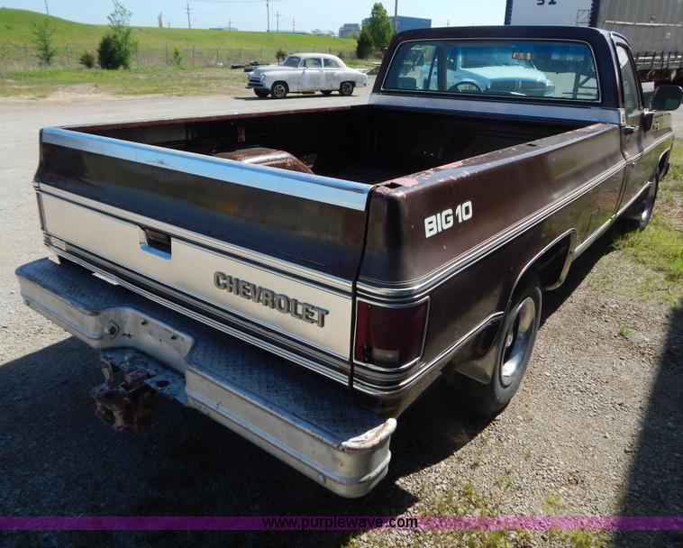 image for item G3146 1979 Chevrolet C10 pickup truck
