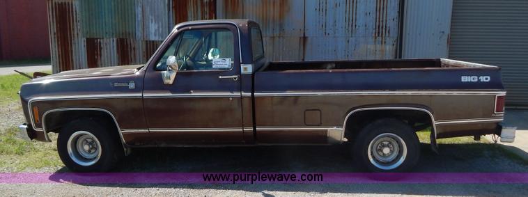 image for item G3146 1979 Chevrolet C10 pickup truck