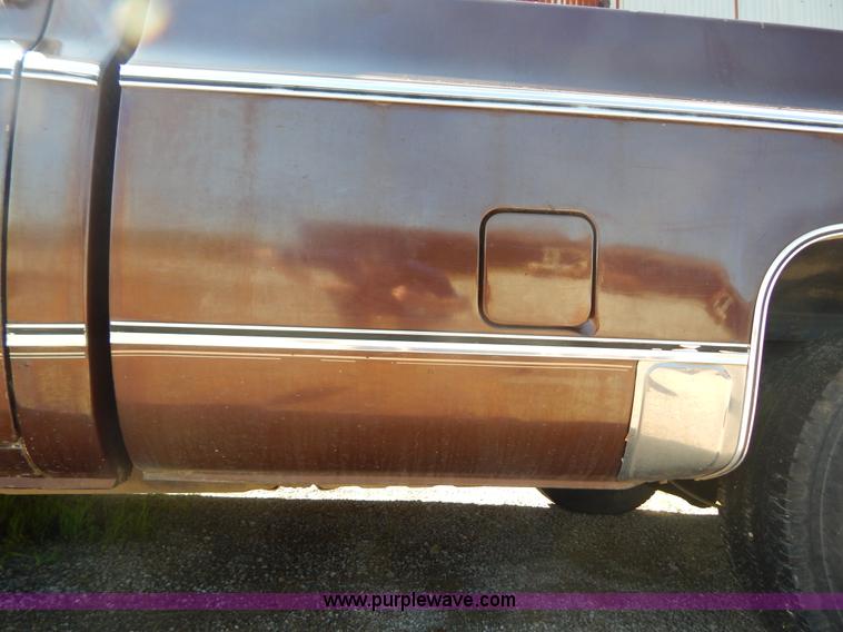 image for item G3146 1979 Chevrolet C10 pickup truck