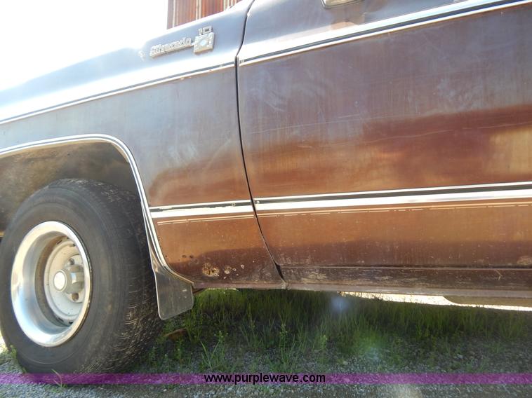 image for item G3146 1979 Chevrolet C10 pickup truck