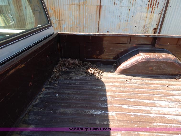 image for item G3146 1979 Chevrolet C10 pickup truck