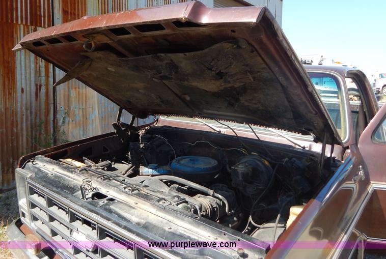 image for item G3146 1979 Chevrolet C10 pickup truck