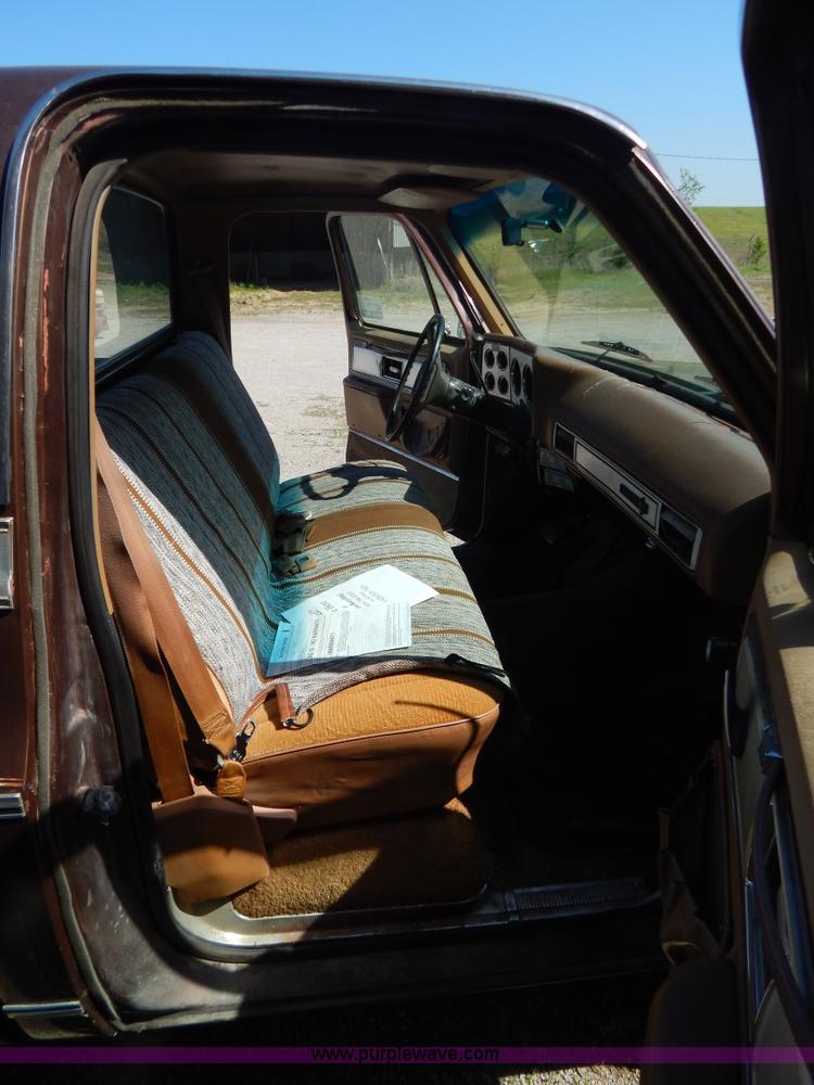 image for item G3146 1979 Chevrolet C10 pickup truck