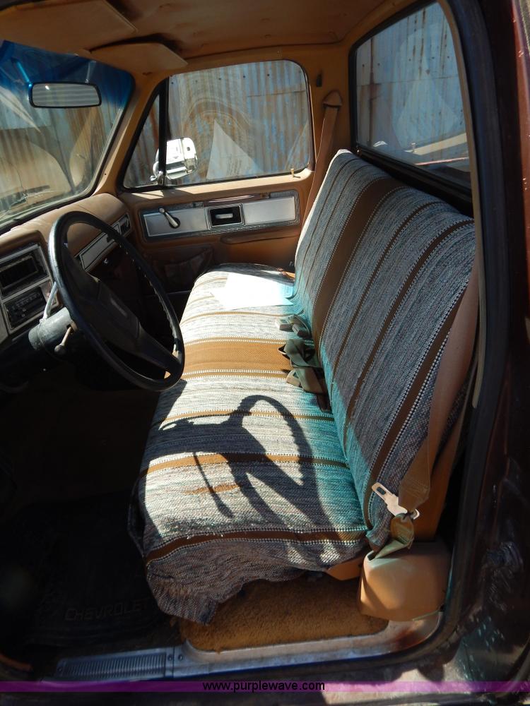 image for item G3146 1979 Chevrolet C10 pickup truck