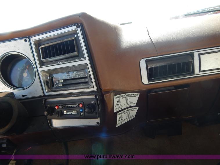 image for item G3146 1979 Chevrolet C10 pickup truck