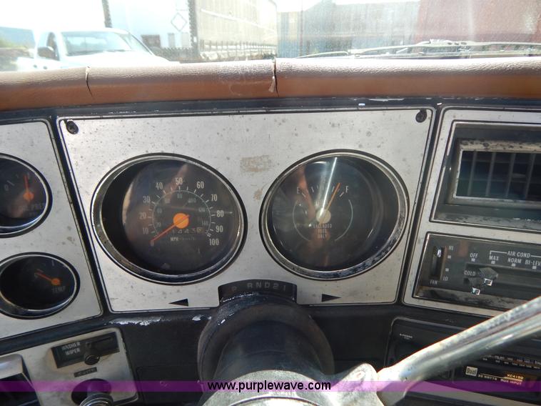 image for item G3146 1979 Chevrolet C10 pickup truck