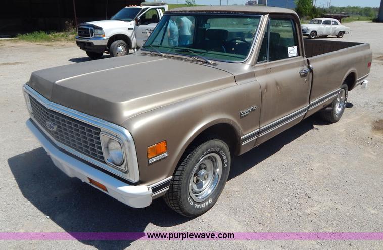 image for item G3155 1971 Chevrolet C10 pickup truck