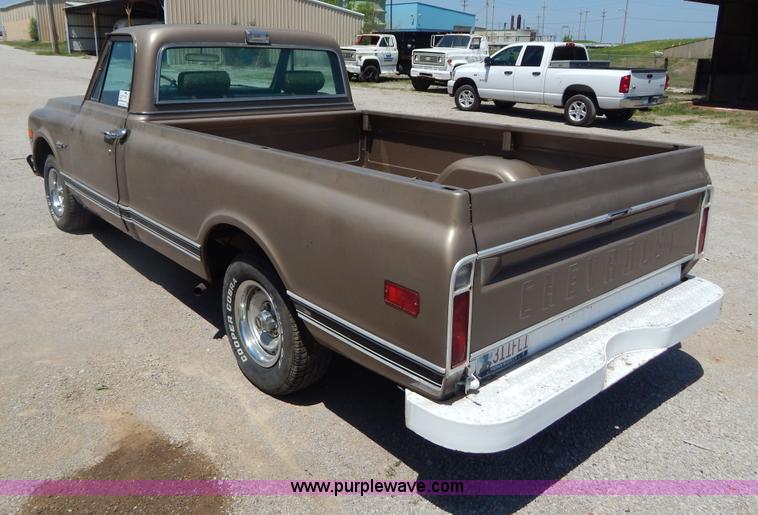 image for item G3155 1971 Chevrolet C10 pickup truck