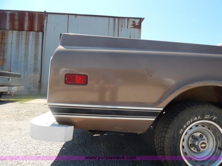 image for item G3155 1971 Chevrolet C10 pickup truck