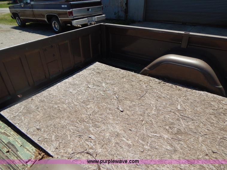 image for item G3155 1971 Chevrolet C10 pickup truck