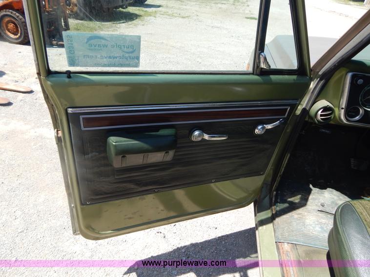 image for item G3155 1971 Chevrolet C10 pickup truck