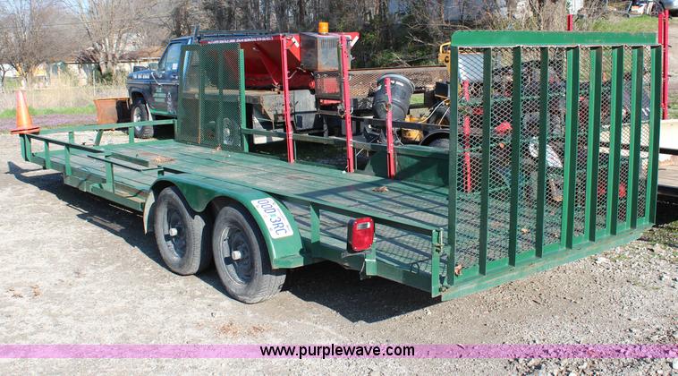 image for item G5067 2005 Outlaw trailer