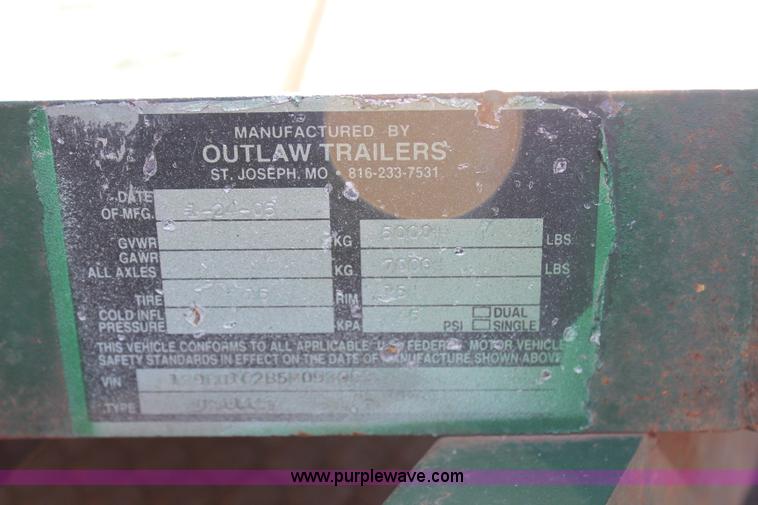 image for item G5067 2005 Outlaw trailer