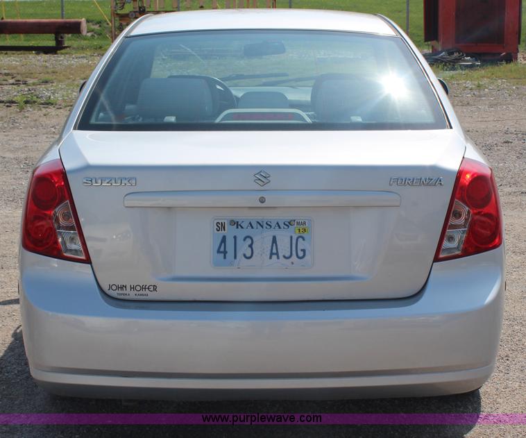 image for item G5091 2007 Suzuki Forenza