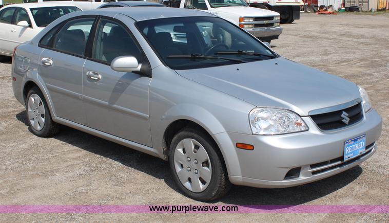 image for item G5091 2007 Suzuki Forenza
