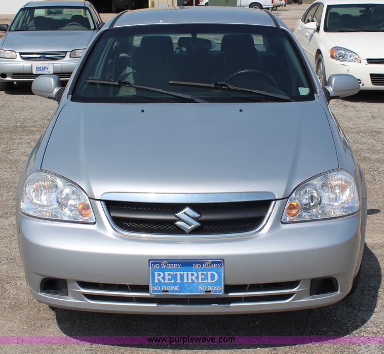 image for item G5091 2007 Suzuki Forenza