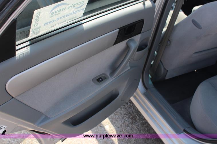 image for item G5091 2007 Suzuki Forenza