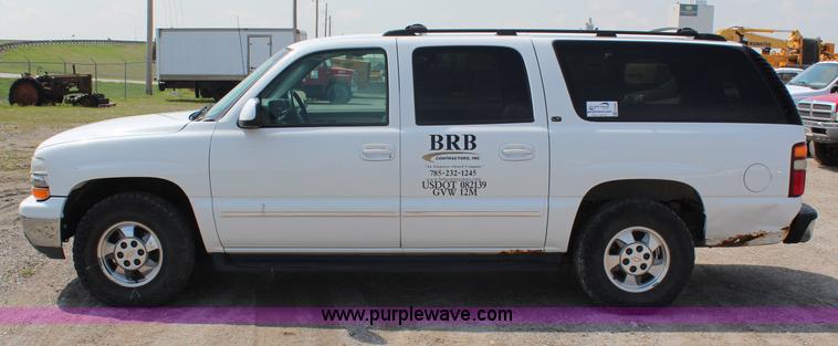 image for item G5094 2001 Chevrolet Suburban 1500 SUV