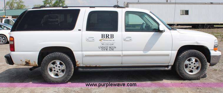 image for item G5094 2001 Chevrolet Suburban 1500 SUV