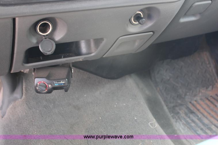 image for item G5095 2003 Chevrolet Silverado 1500 Extended Cab pickup truck