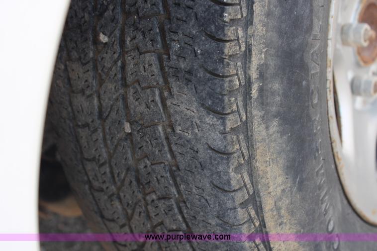 image for item G5097 2003 Chevrolet Silverado 1500 Extended Cab pickup truck