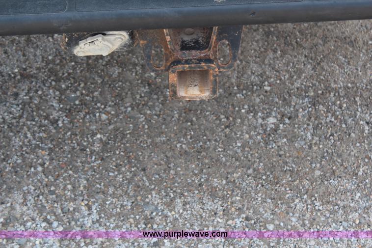 image for item G5097 2003 Chevrolet Silverado 1500 Extended Cab pickup truck