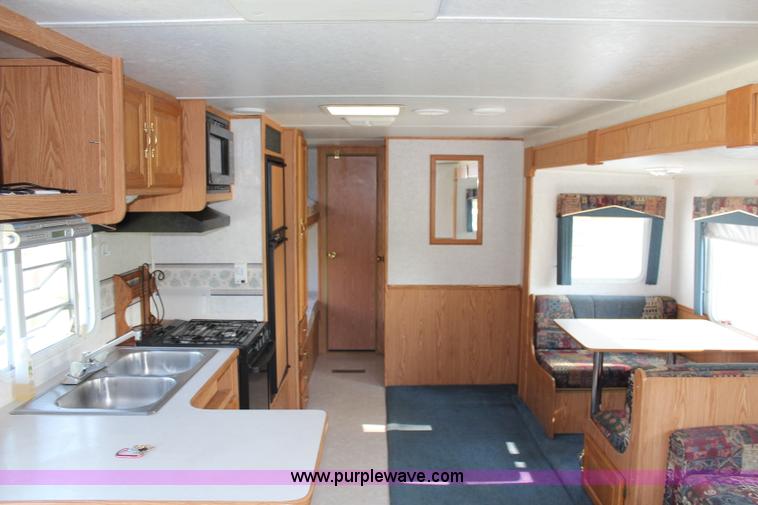 image for item G5339 1999 Dutchman Classic 31' camper