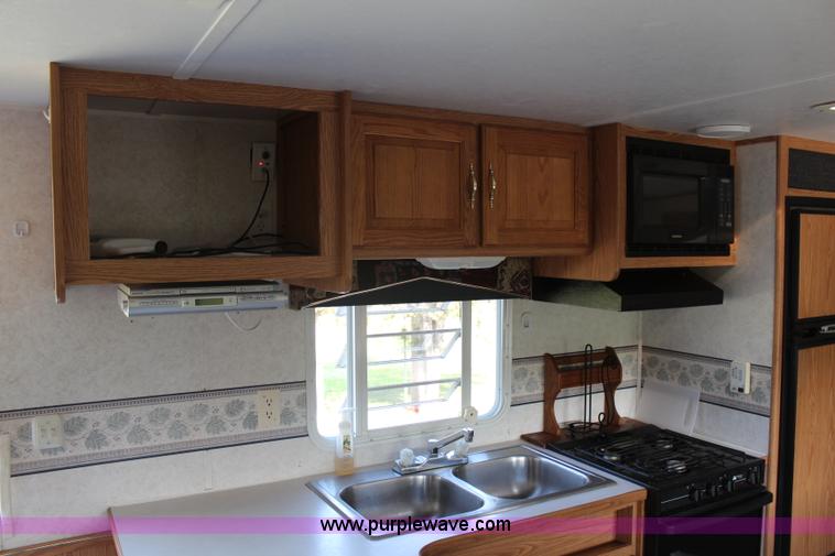 image for item G5339 1999 Dutchman Classic 31' camper