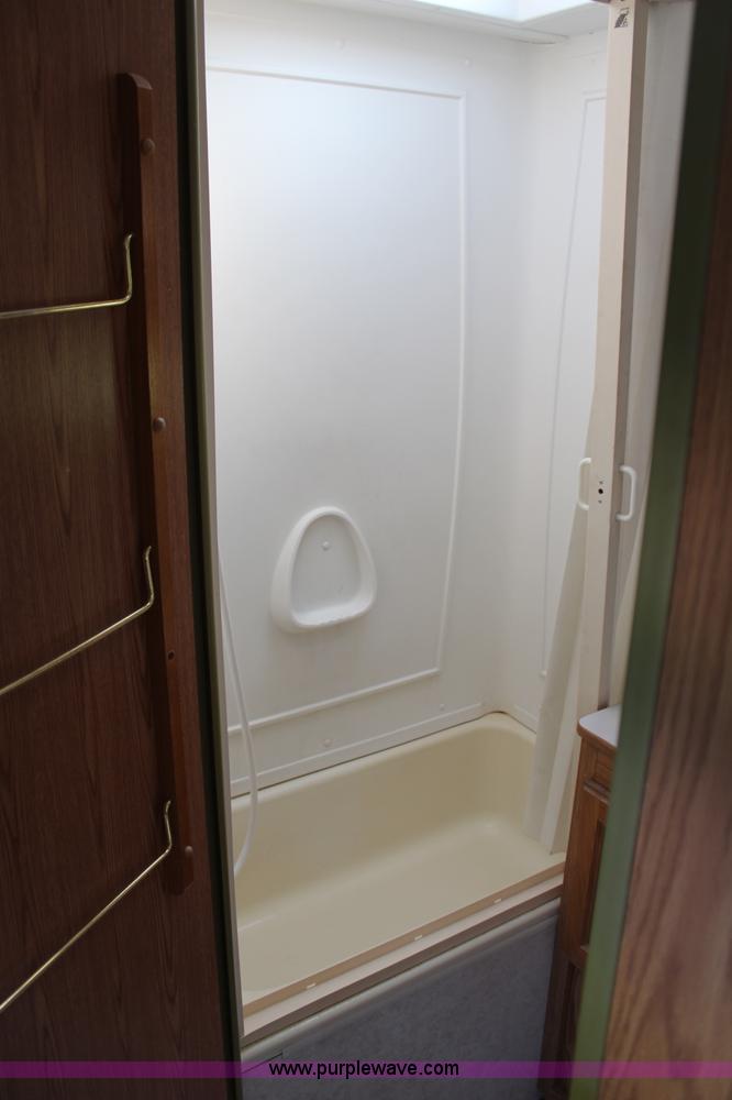 image for item G5339 1999 Dutchman Classic 31' camper