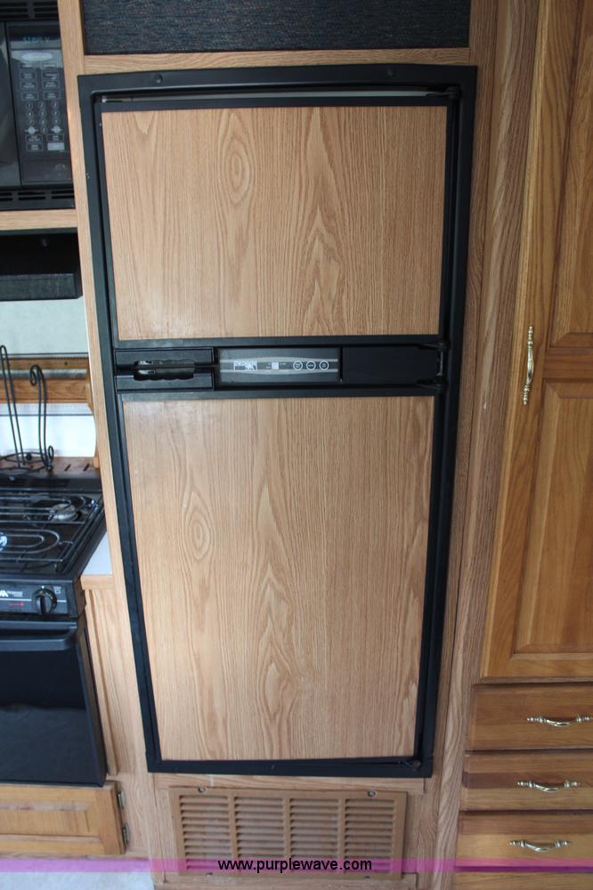 image for item G5339 1999 Dutchman Classic 31' camper