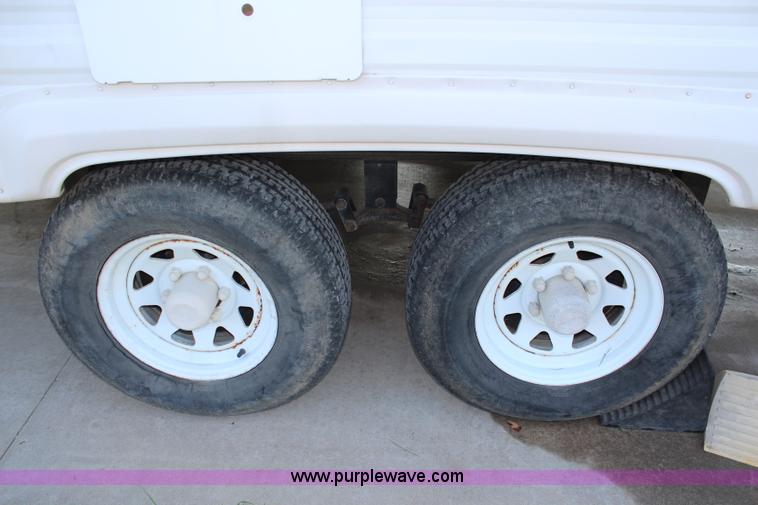 image for item G5339 1999 Dutchman Classic 31' camper