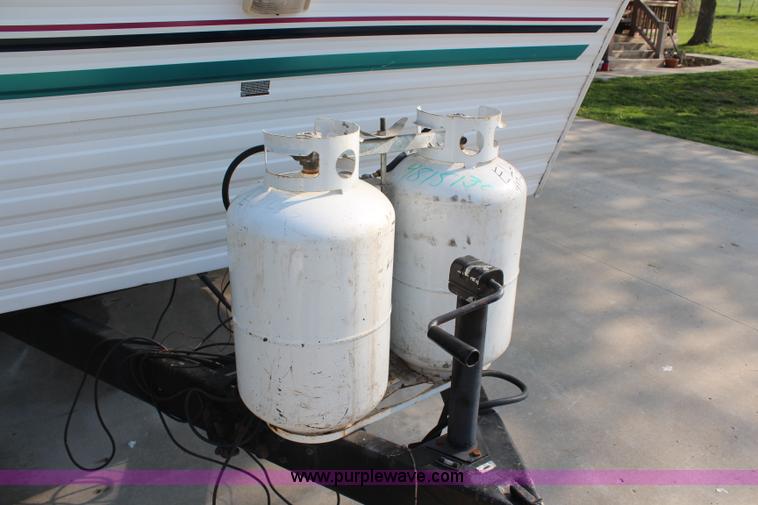 image for item G5339 1999 Dutchman Classic 31' camper