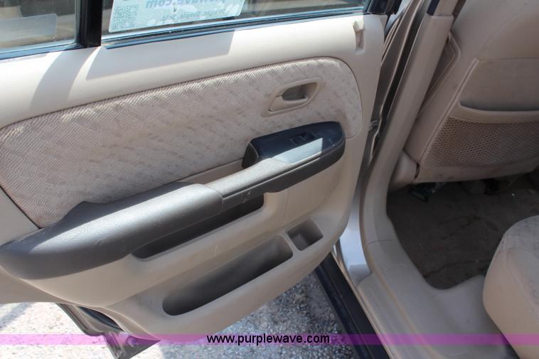 image for item G5341 2006 Honda CR-V LX