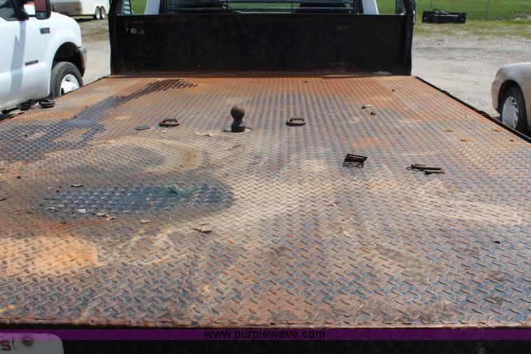image for item G5342 1997 Ford F350 XL flatbed truck