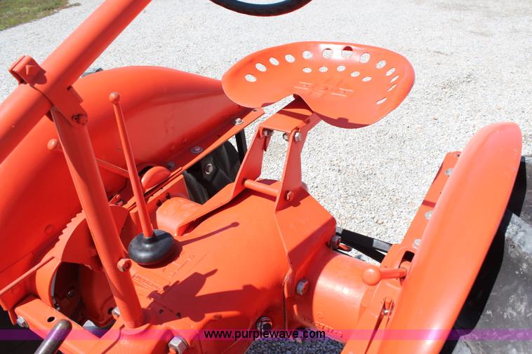 image for item G5500 1938 Allis Chalmers B tractor