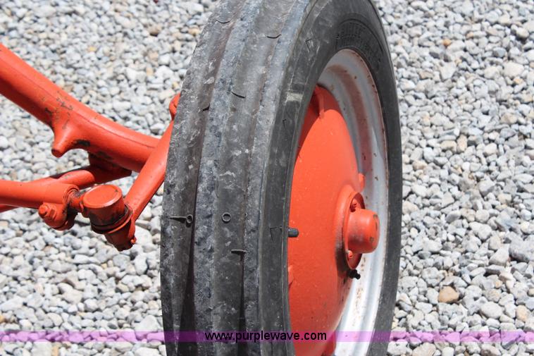 image for item G5500 1938 Allis Chalmers B tractor