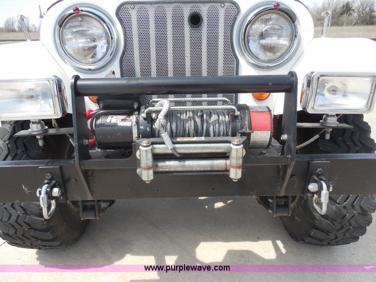 image for item H3233 1968 Jeep CJ5