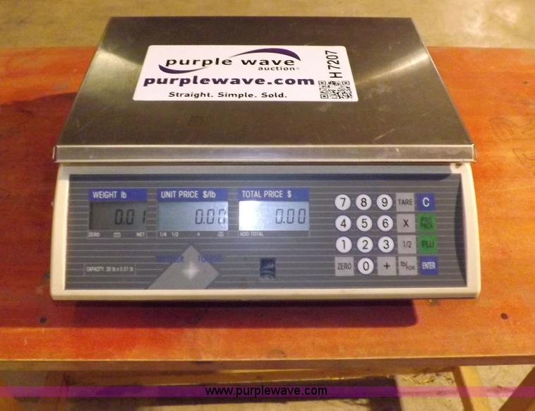 image for item H7207 Mettler Toledo 8433 scale