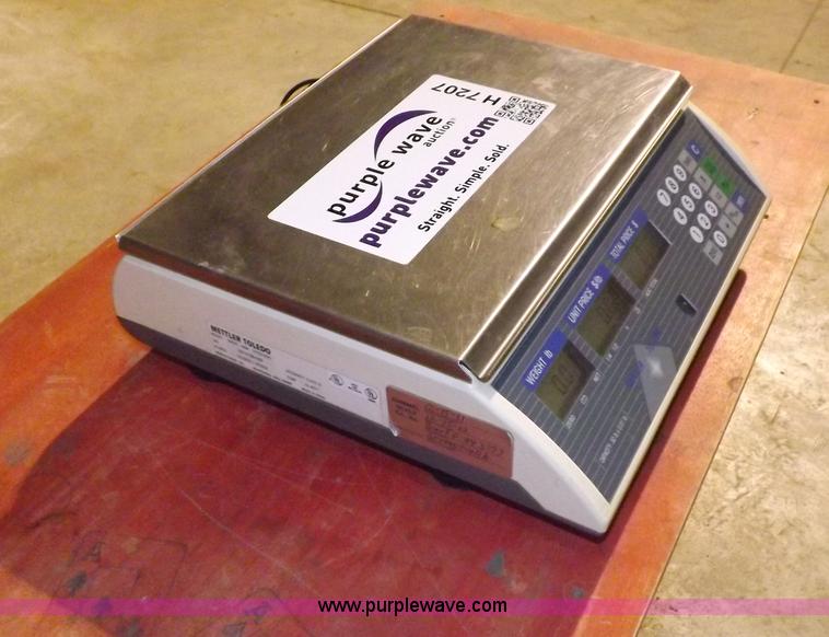 image for item H7207 Mettler Toledo 8433 scale