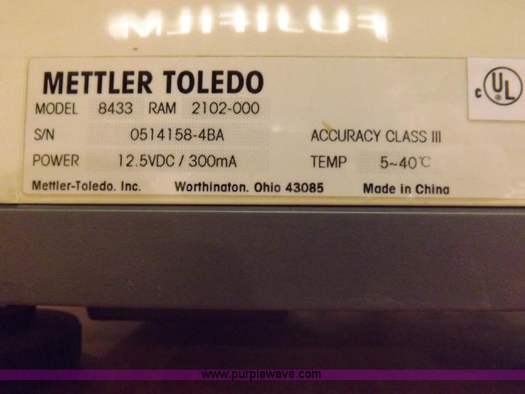 image for item H7207 Mettler Toledo 8433 scale