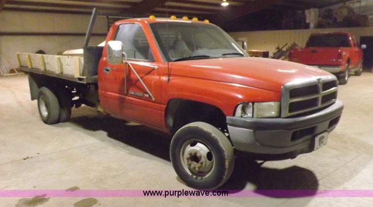image for item H7209 1997 Dodge Ram 3500 dump bed truck