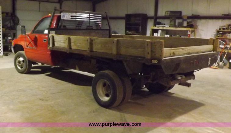 image for item H7209 1997 Dodge Ram 3500 dump bed truck