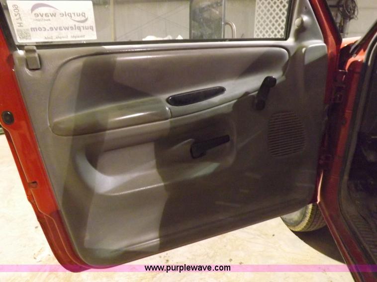 image for item H7209 1997 Dodge Ram 3500 dump bed truck