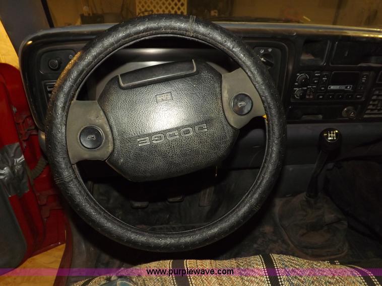 image for item H7209 1997 Dodge Ram 3500 dump bed truck