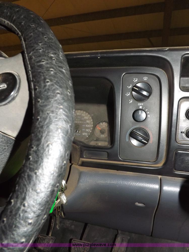 image for item H7209 1997 Dodge Ram 3500 dump bed truck