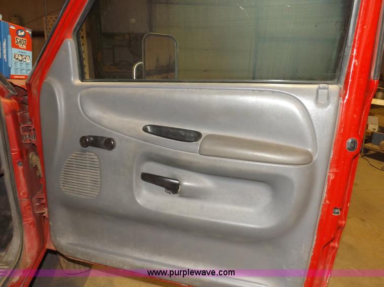 image for item H7209 1997 Dodge Ram 3500 dump bed truck