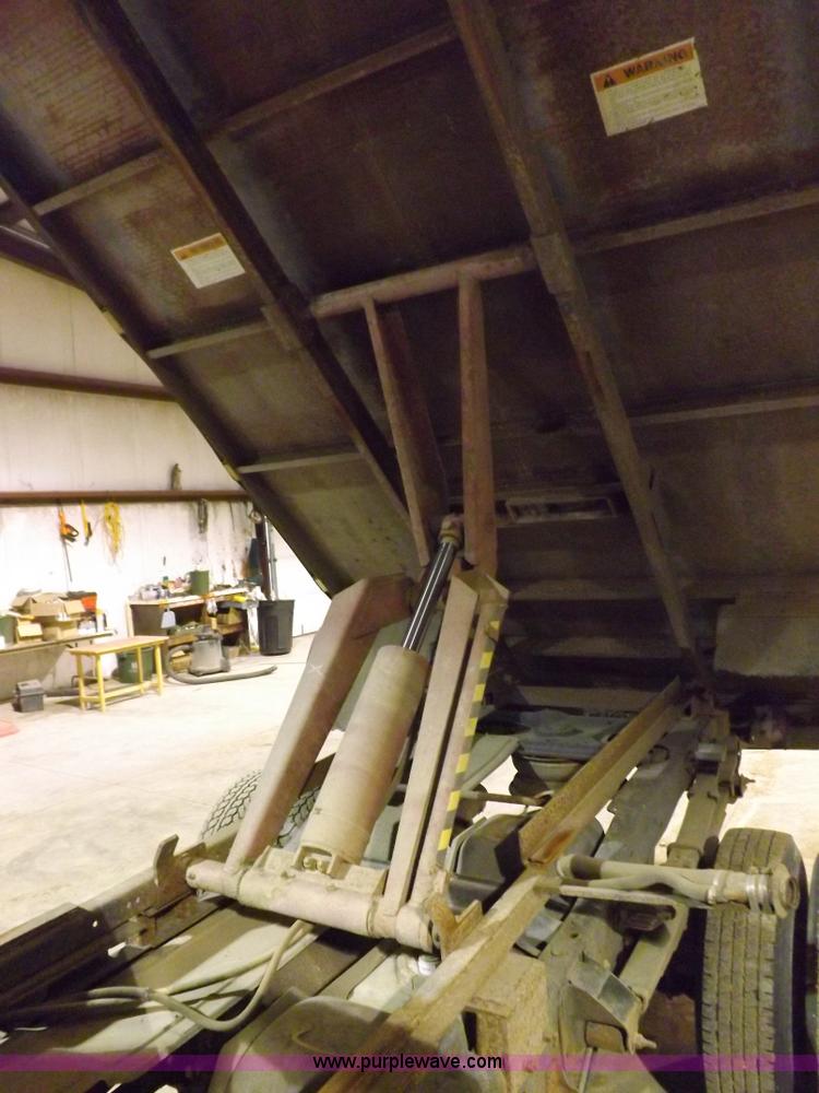 image for item H7209 1997 Dodge Ram 3500 dump bed truck