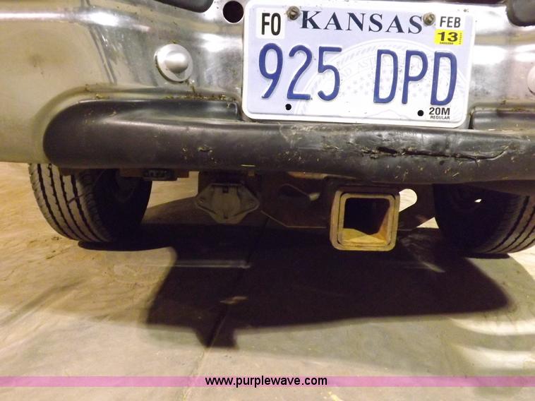 image for item H7210 1999 Ford F250 Lariat Super Duty Crew Cab pickup truck