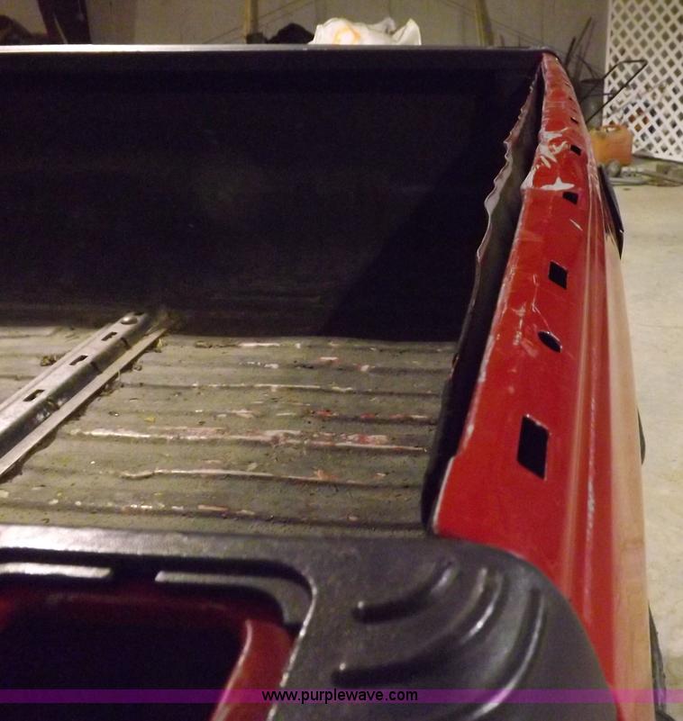 image for item H7210 1999 Ford F250 Lariat Super Duty Crew Cab pickup truck