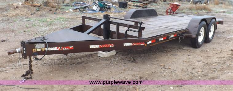 image for item H7215 2002 Neal tandem axle tilt deck trailer